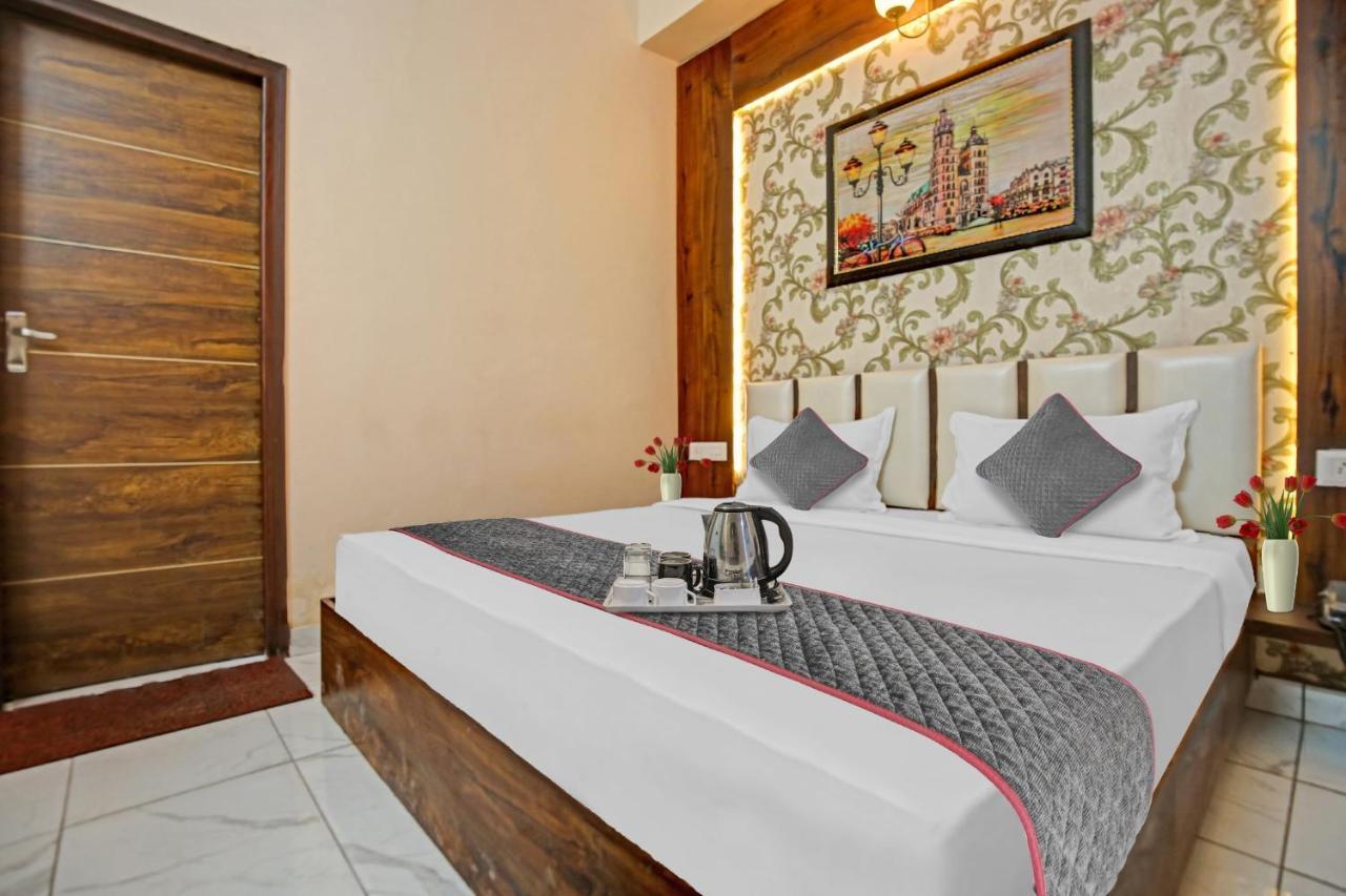 Hotel Townhouse Sky Ludhiana Esterno foto