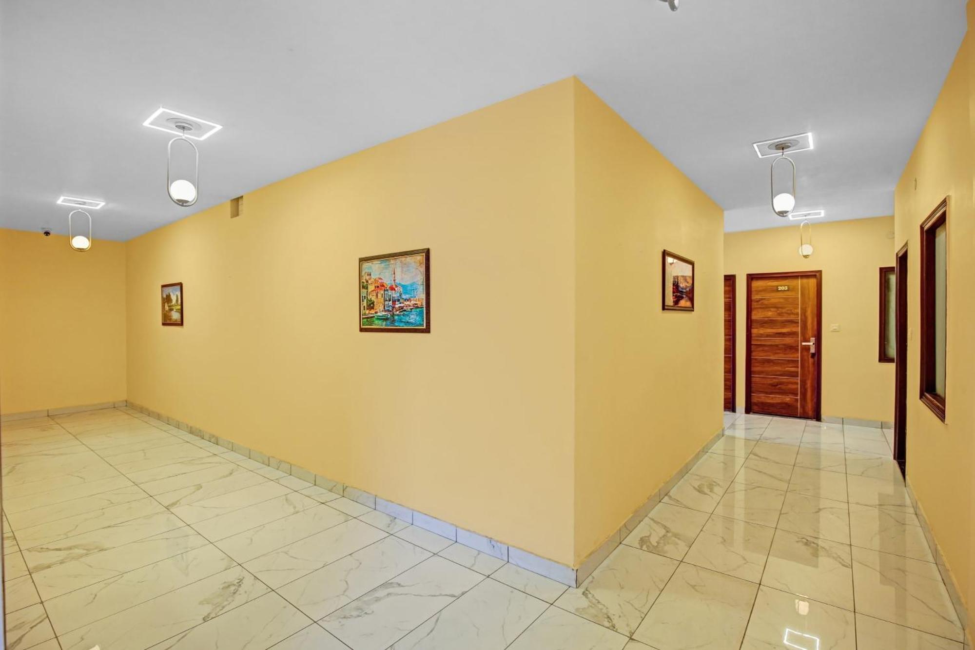 Hotel Townhouse Sky Ludhiana Esterno foto